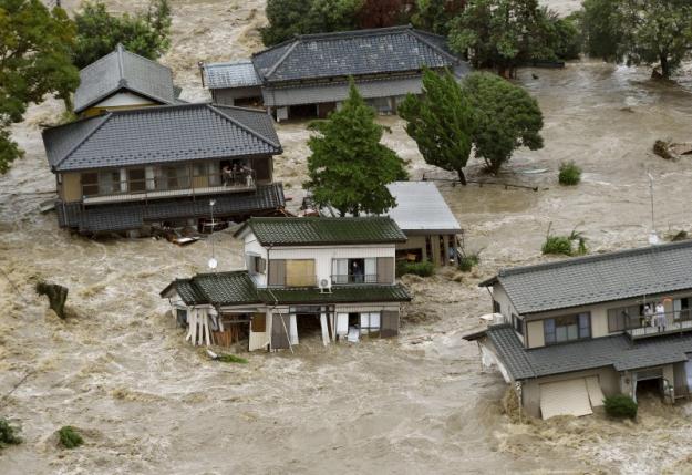 Mammoth Flood In Japan, 100,000 Flee Homes, Houses Torn, Trees Uprooted